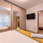 Jad - Luxury Apartments Afi Mall