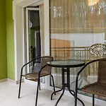 Jad - Luxury Apartments Afi Mall